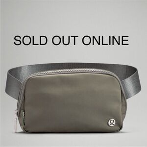 Lululemon Athletica Everywhere belt bag 1L Grey Sage SOLD OUT ONLINE